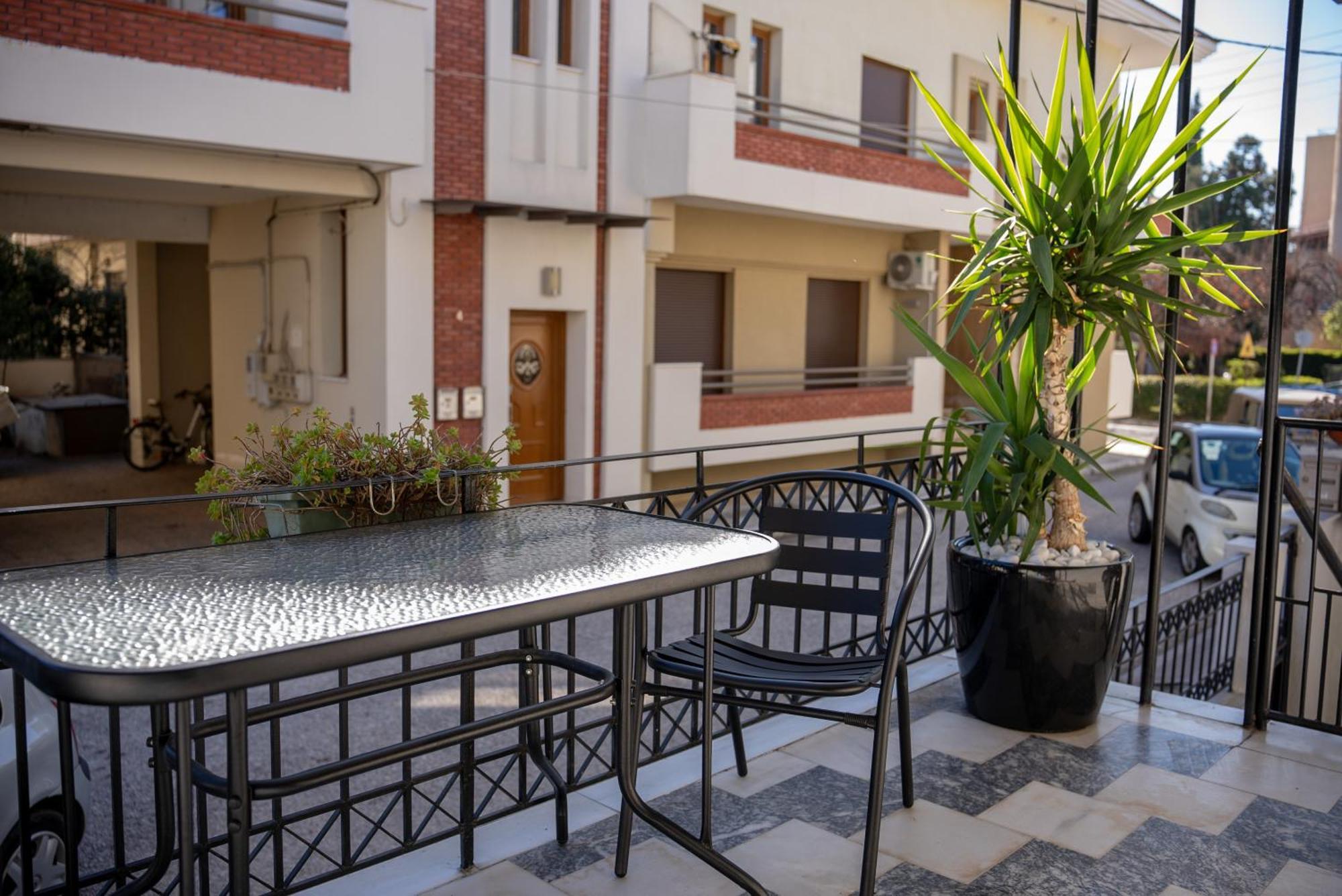 Living Life Apartment Komotini Exterior photo